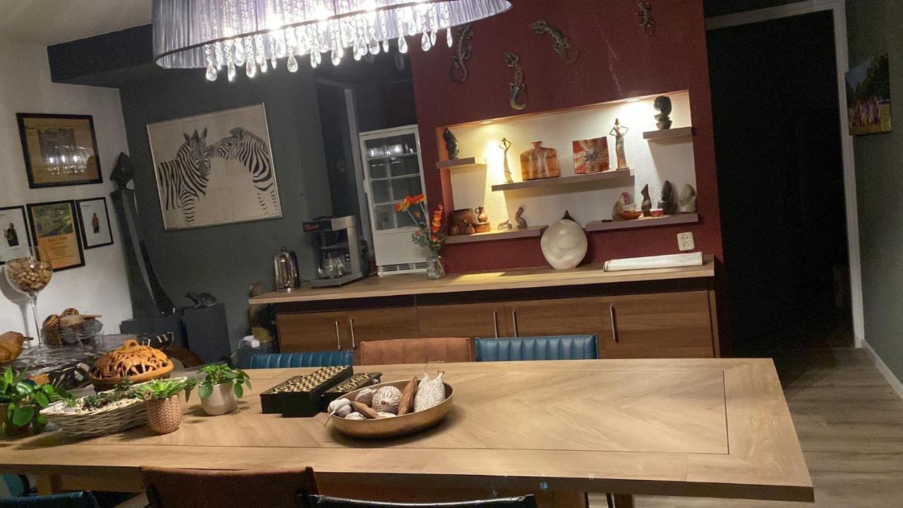 Huis Van Steen Lelystad Eksteriør bilde