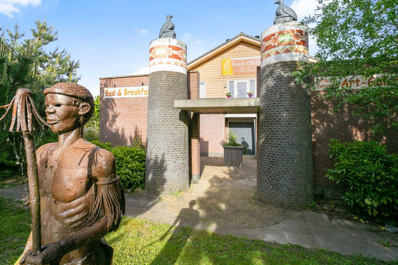 Huis Van Steen Lelystad Eksteriør bilde